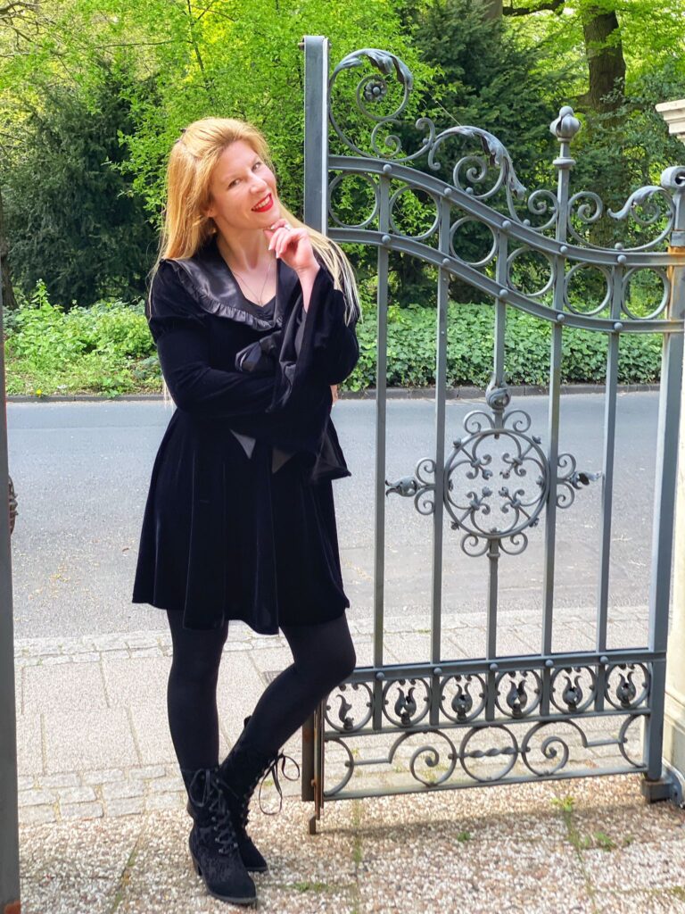 Hilka Jeworrek ist seit 1.5.2022 wissenschaftliche Mitarbeiterin im Länderzentrum für Niederdeutsch